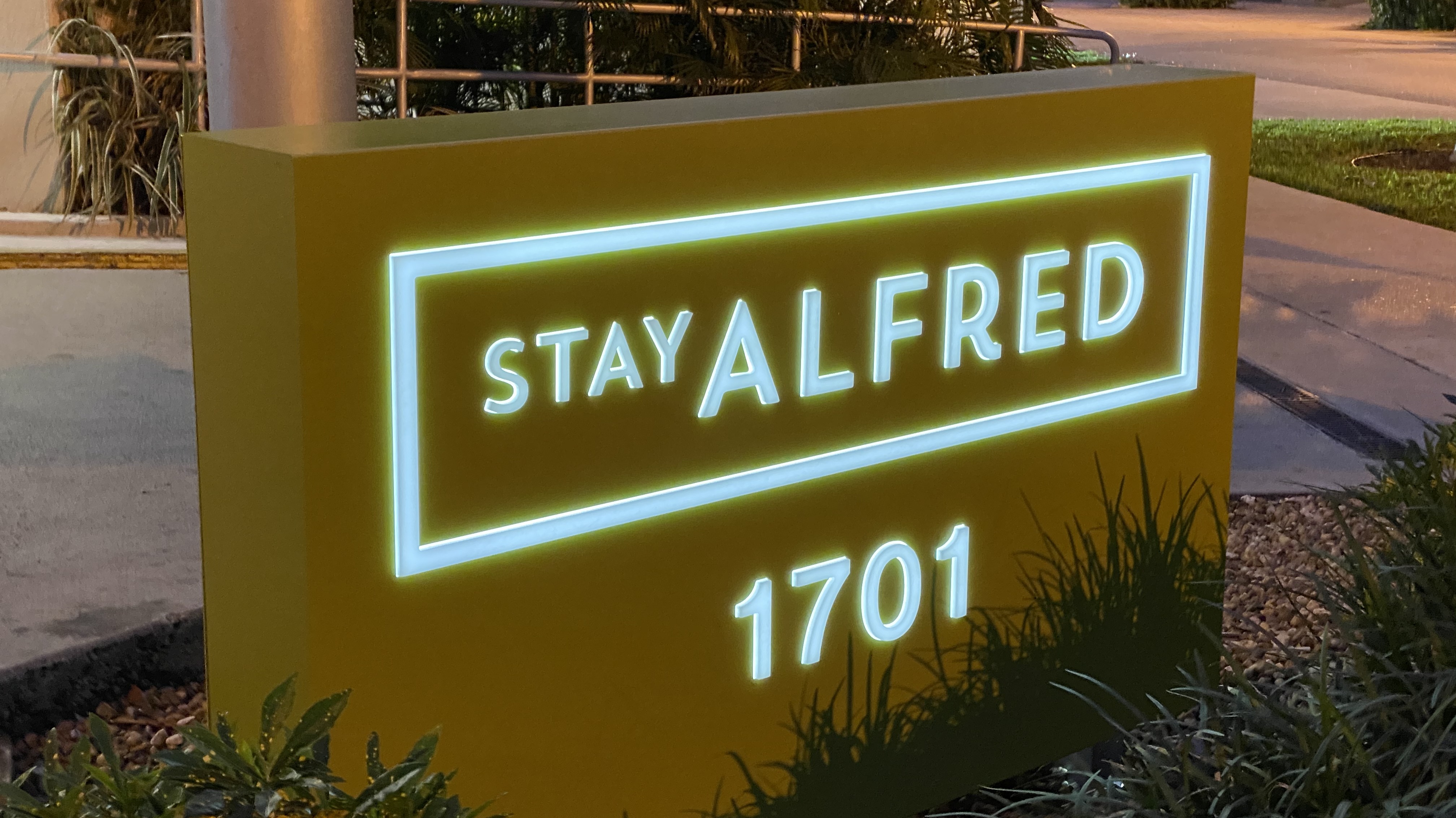 Stay Alfred — Illuminated Monument